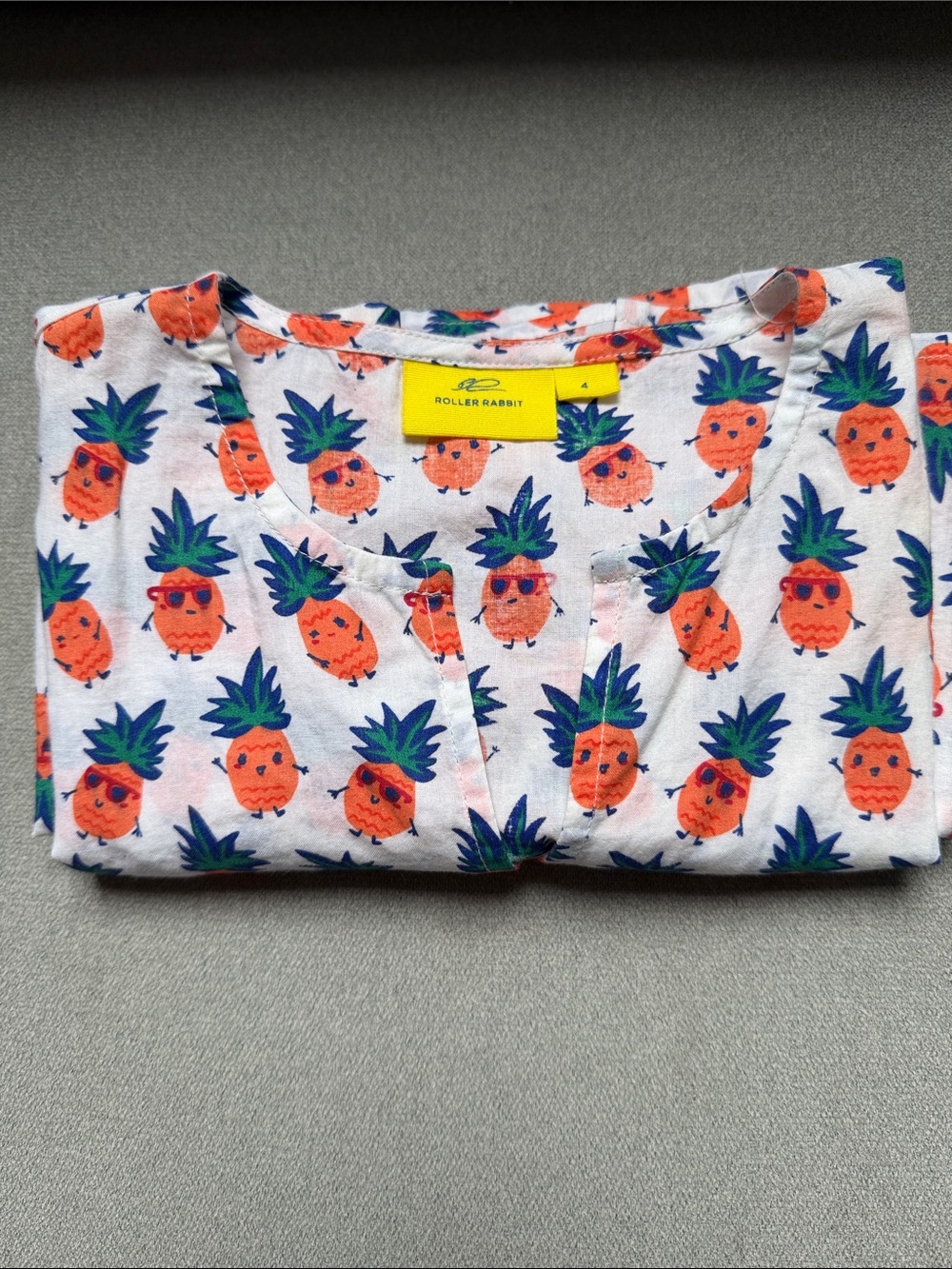Roller Rabbit Pineapple Print Long Sleeve Tunic never worn